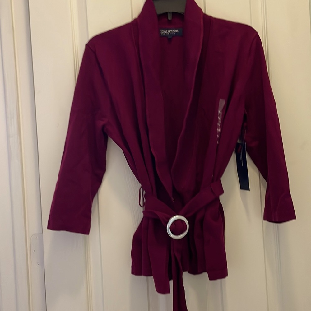 NWT. SZ L. Belted. jones of New York.